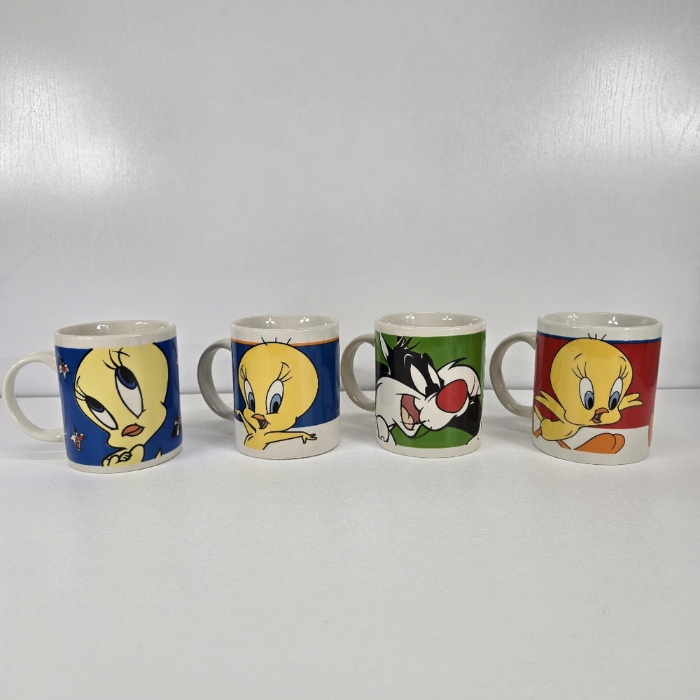 VTG Gibson Housewares Looney Tunes Coffee Mugs‎ Tweety Bird Sylvester Cat 4 Set